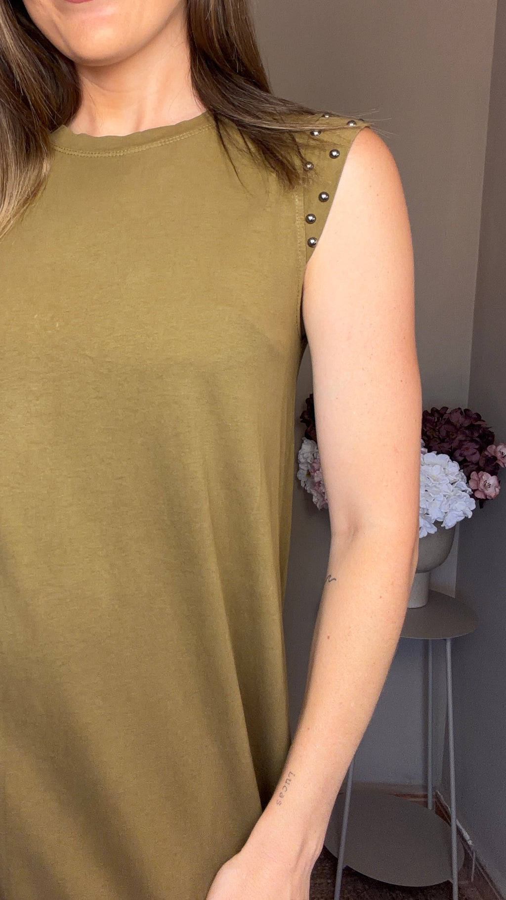 Vestido Tachuela kaki