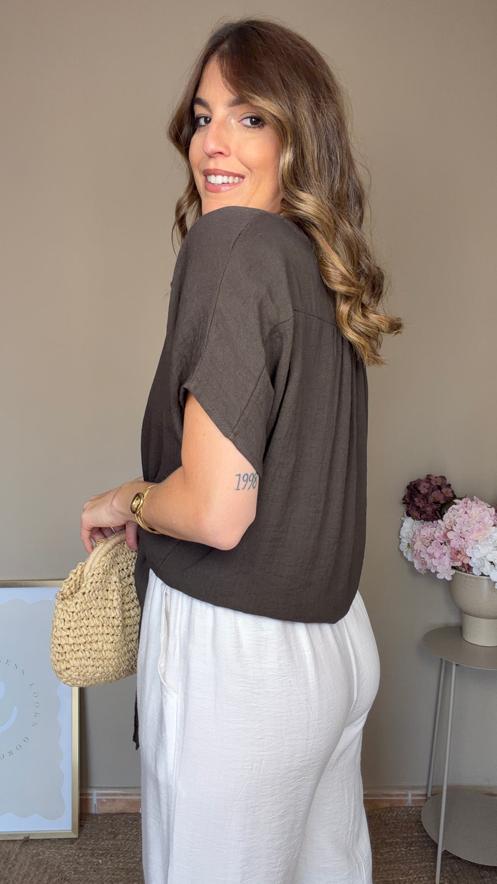 Blusa lazada marrón