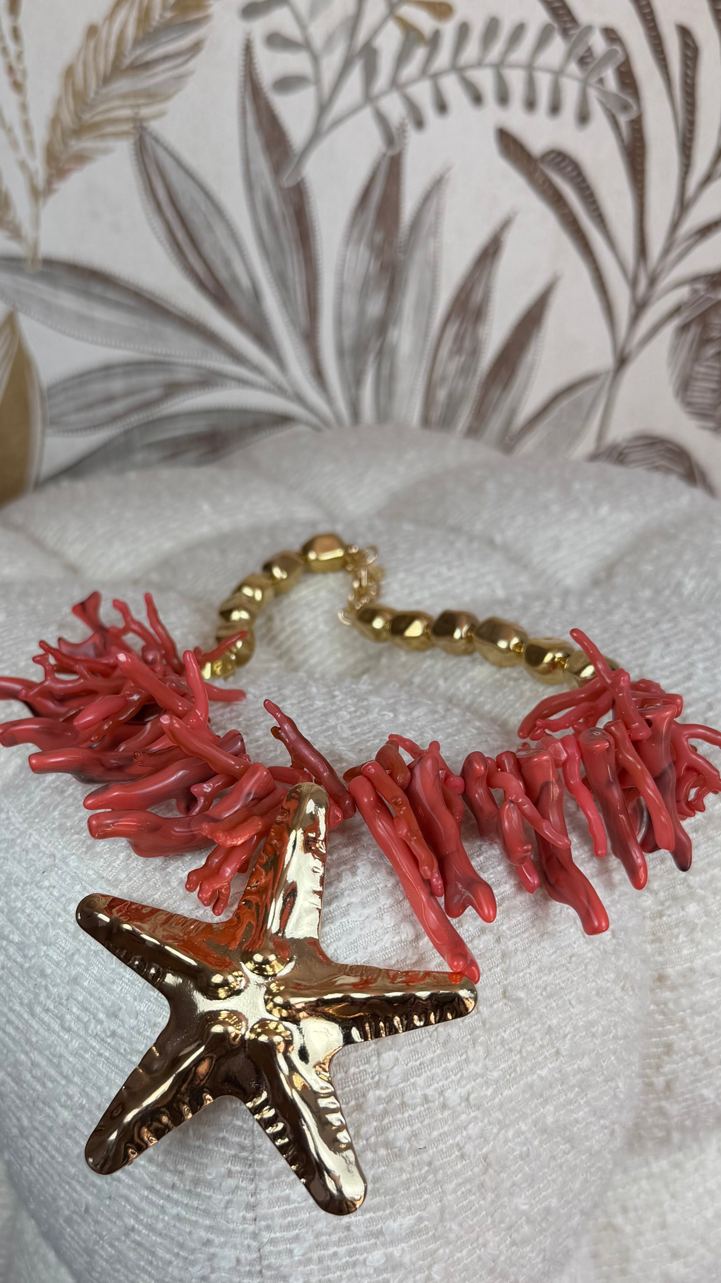 Collar Estrella coral