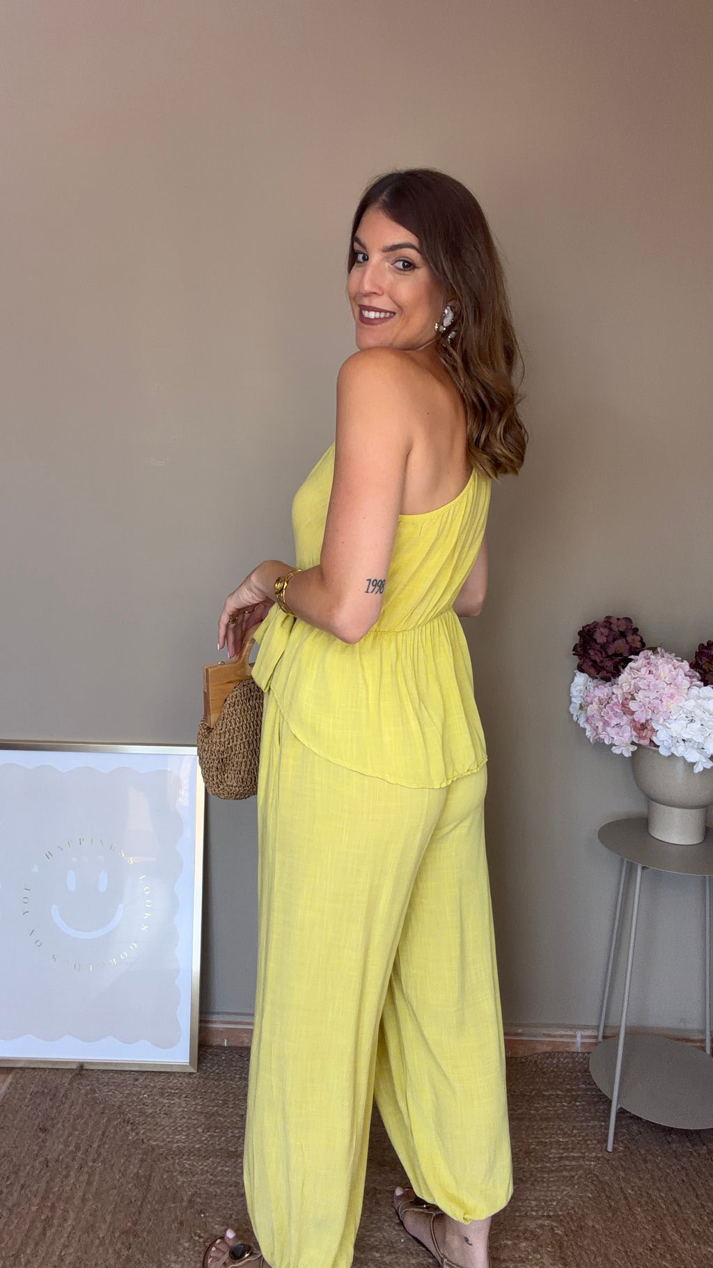 Conjunto Viena amarillo