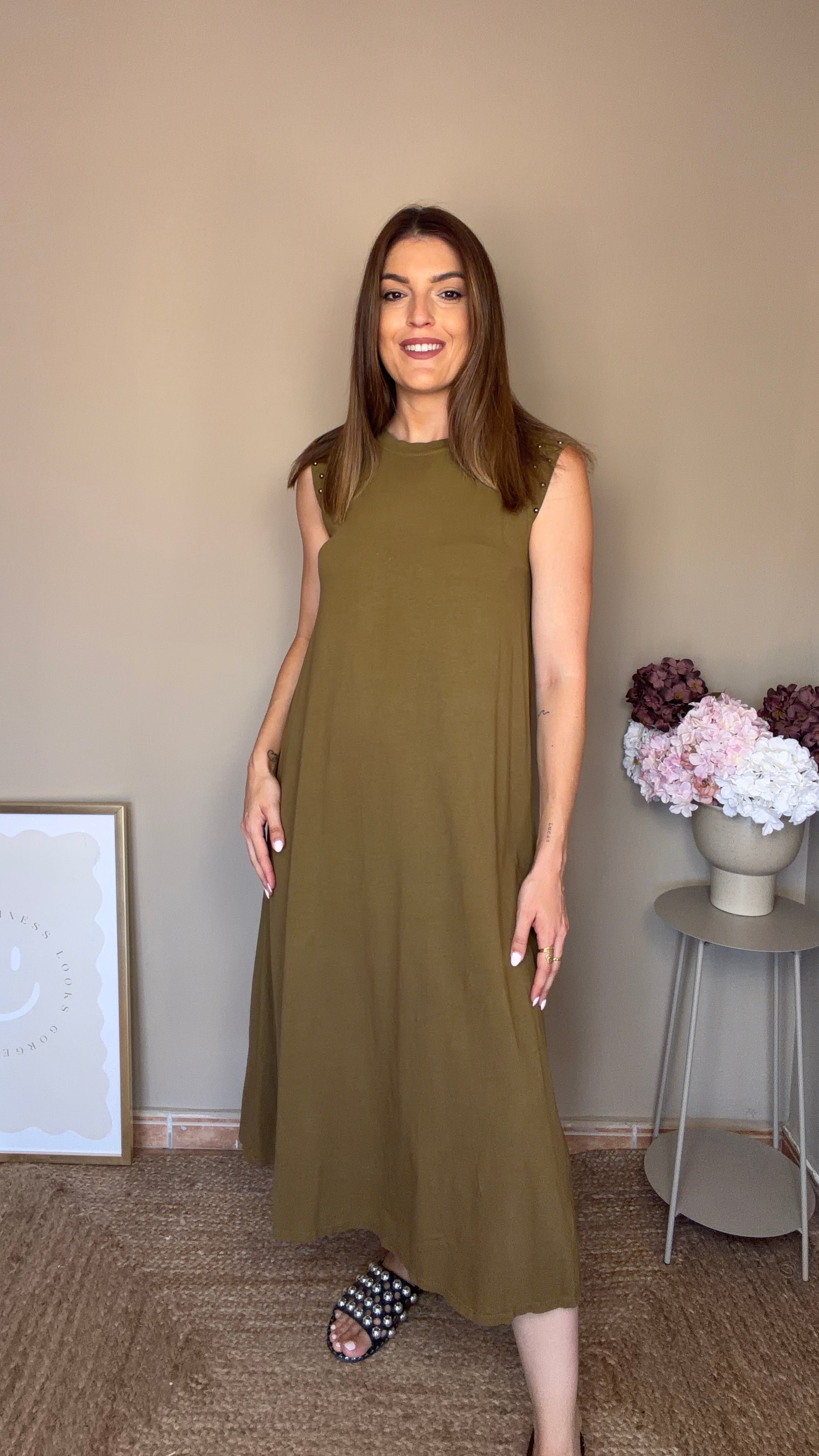 Vestido Tachuela kaki