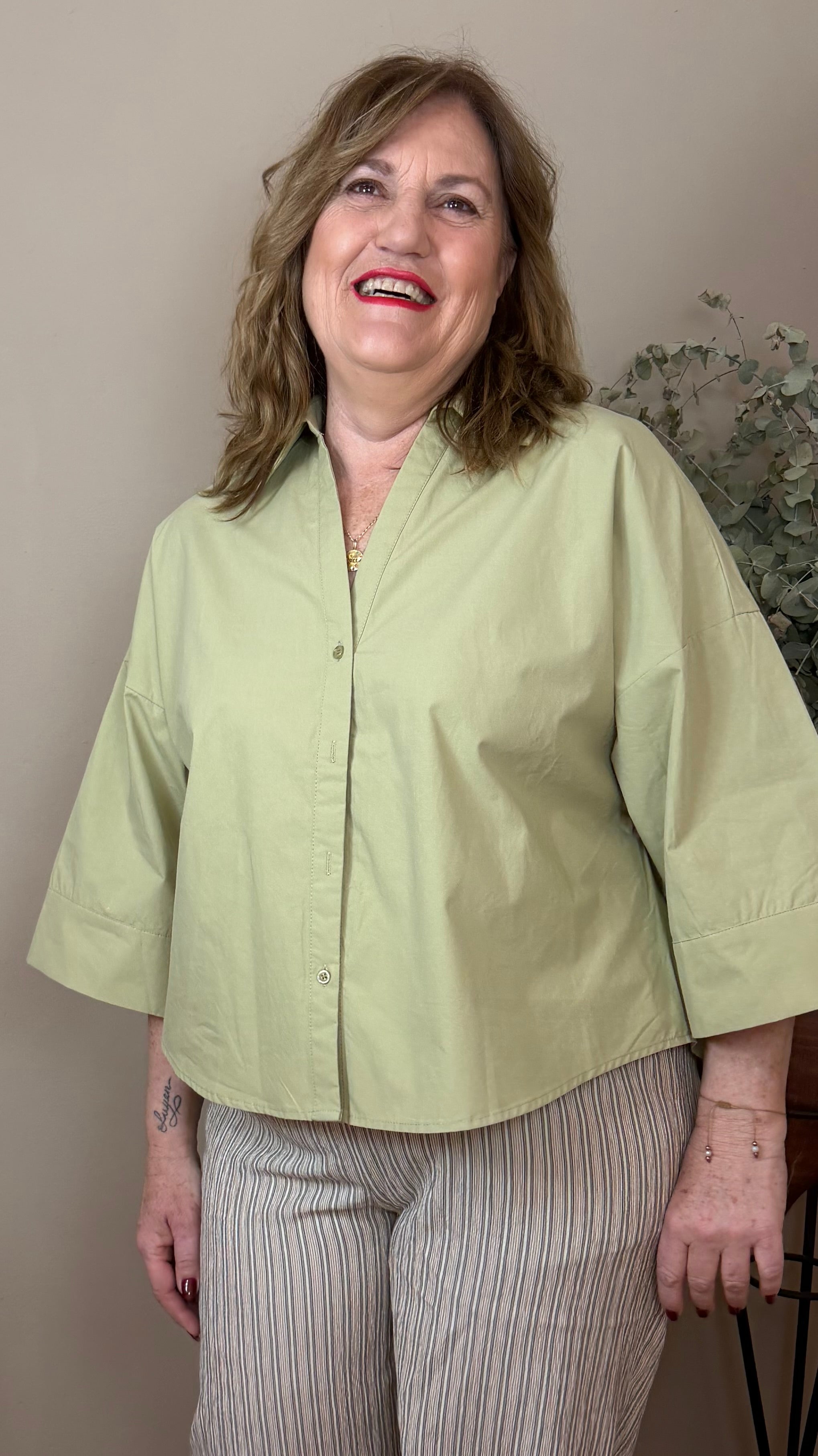 Camisa Leonor verde