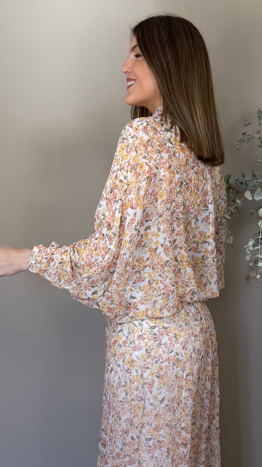 Blusa flor naranja