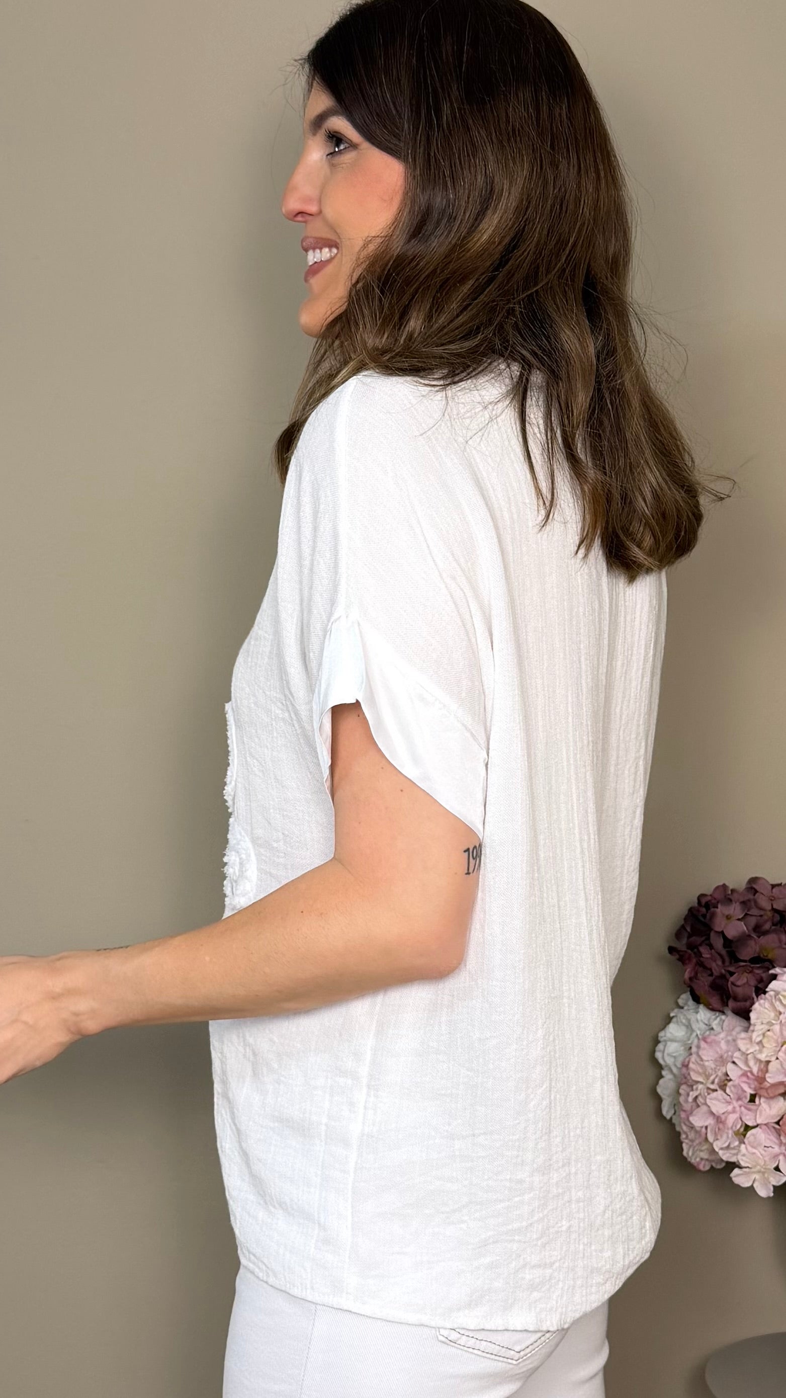 Camiseta flor blanco