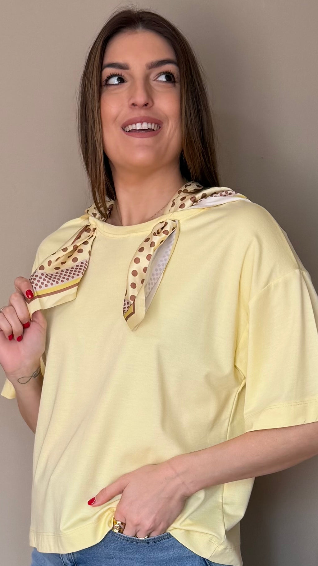 Camiseta Pañuelo amarilla