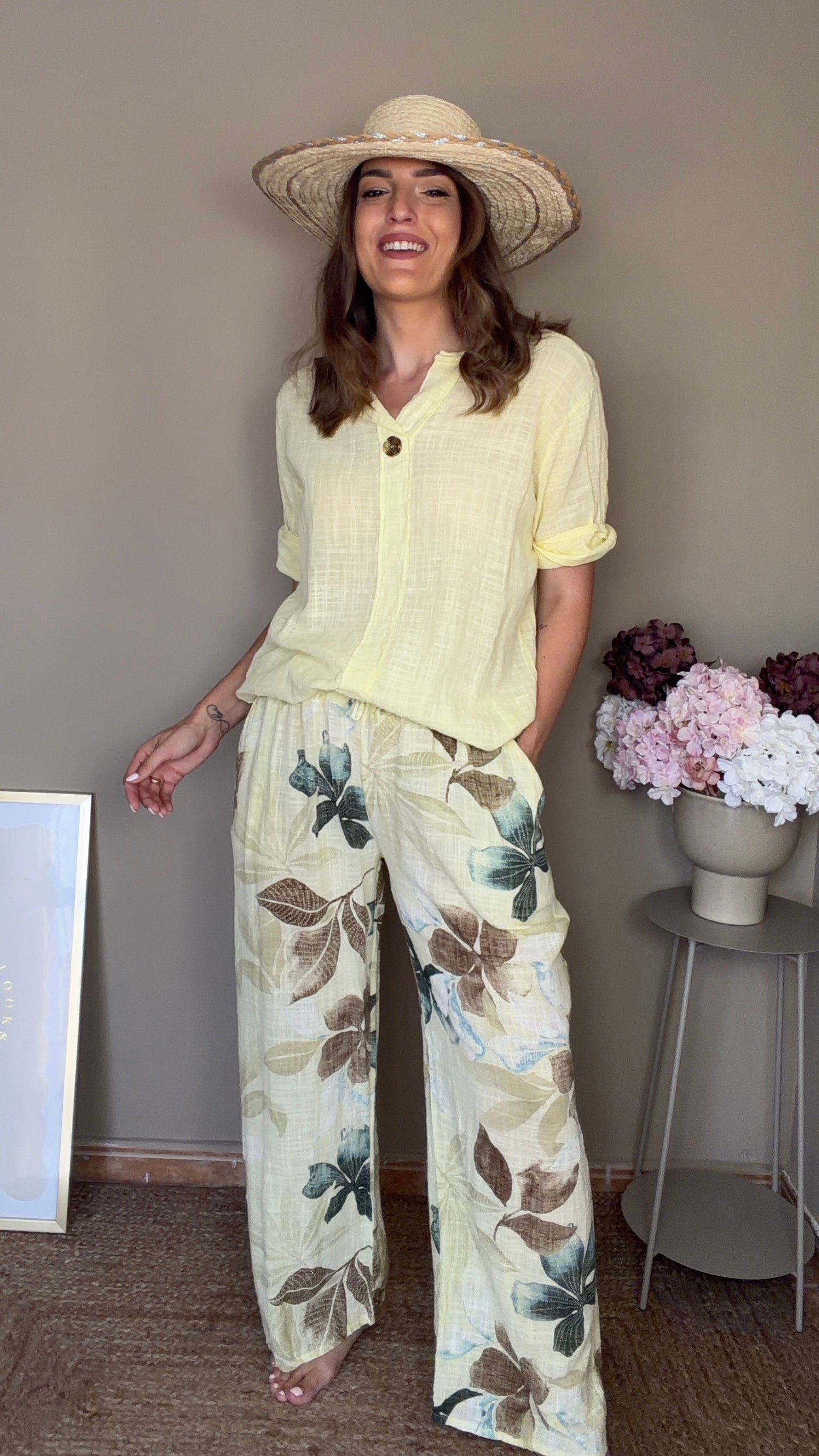 Pantalón lino flores amarillo