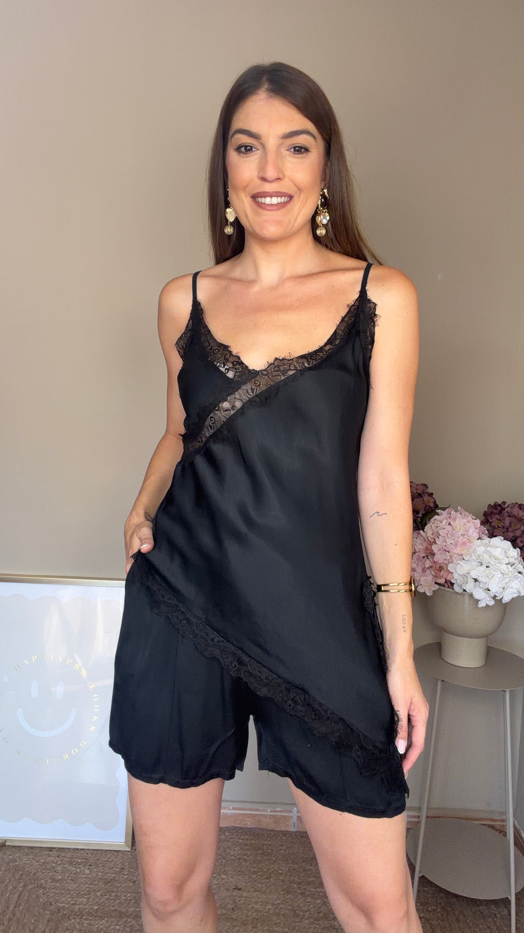 Lencera satinada negro