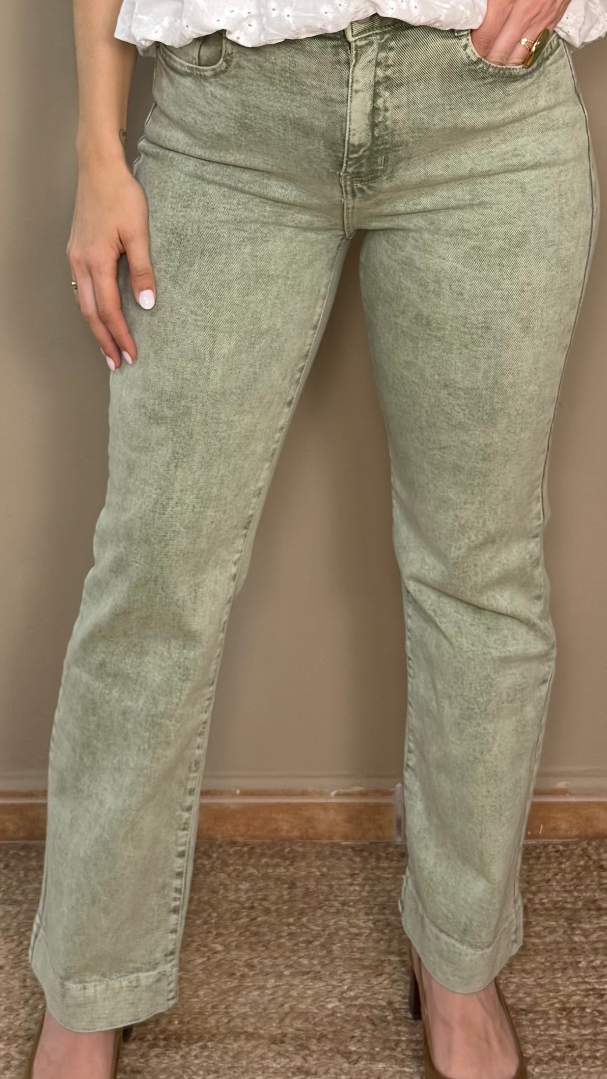 Pantalón Levi verde