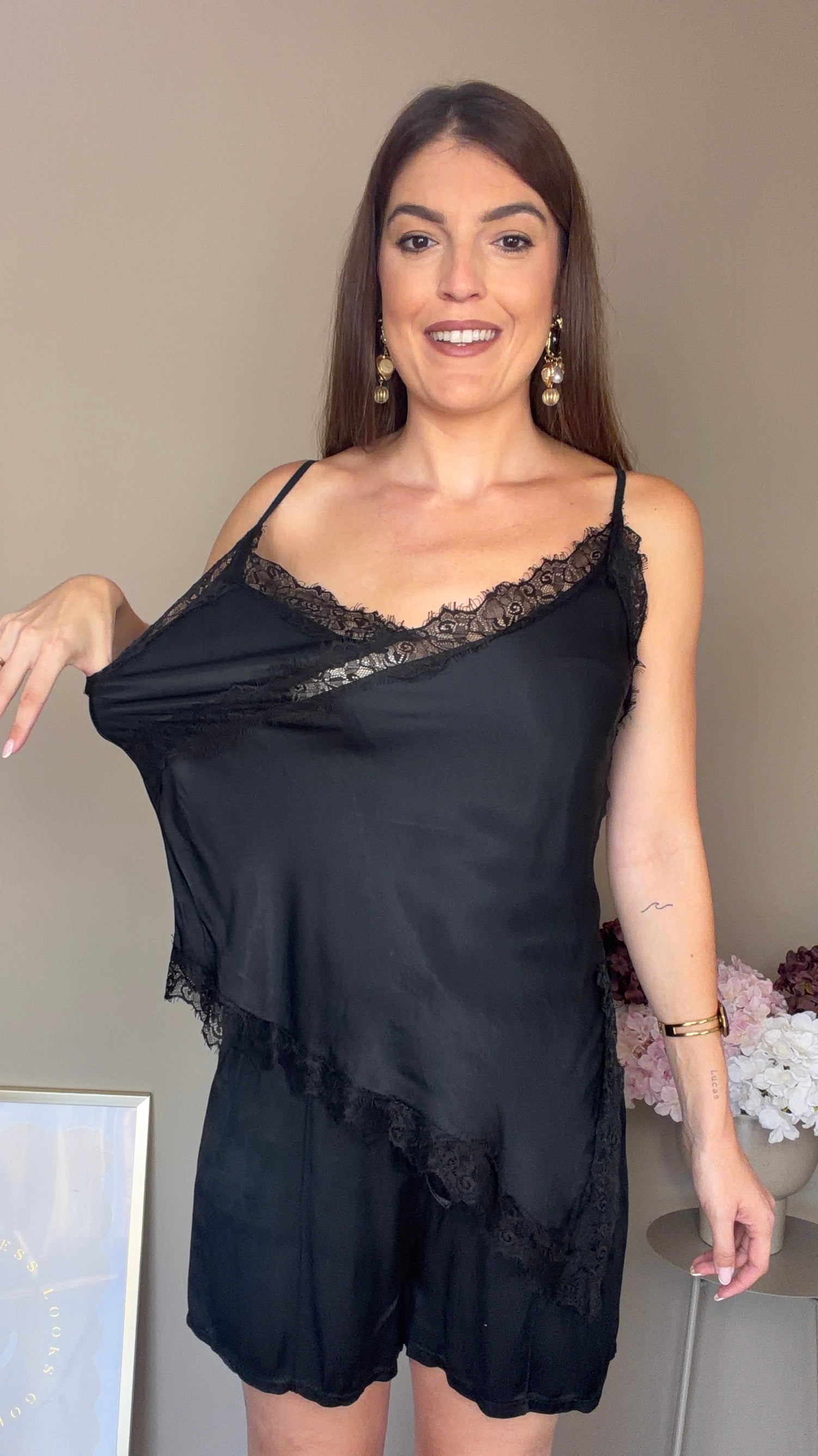 Lencera satinada negro
