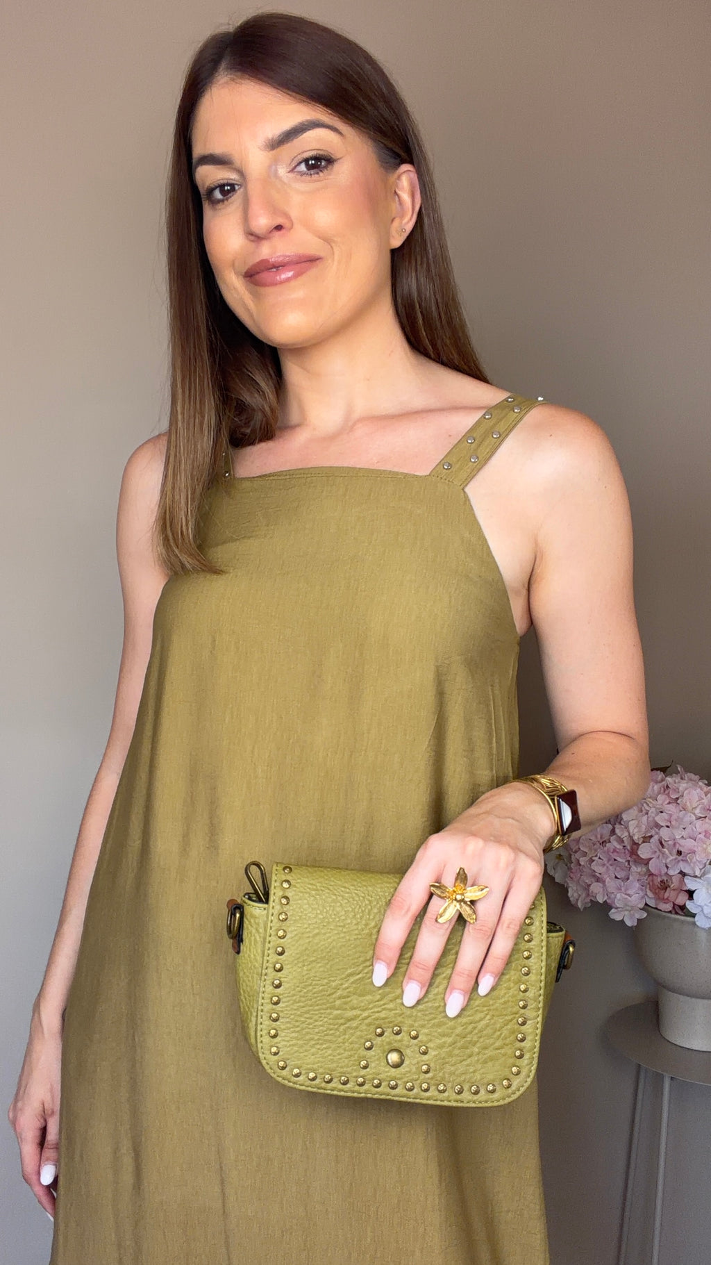 Vestido Tachuela kaki