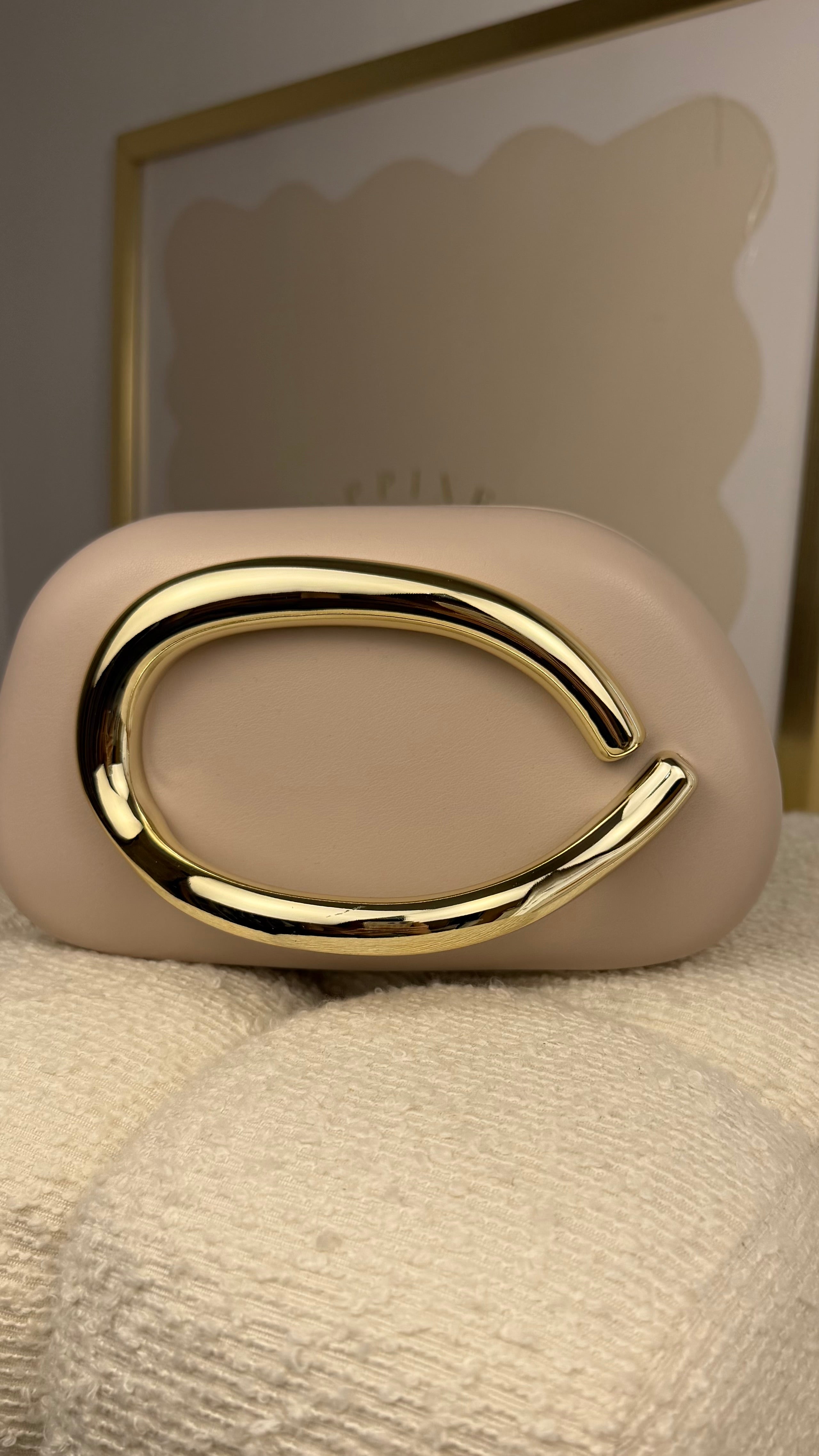 Bolso tendencia beige