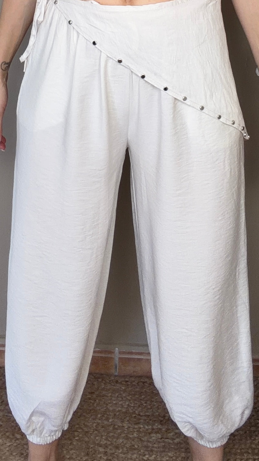 Pantalón Tachuelas pañuelo
